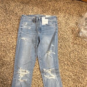 American Eagle Outfitters Women's Light Blue Distressed Skinny Jeans